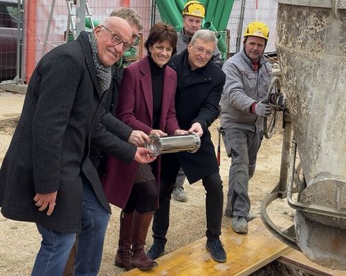 MUSKELKATER: Grundstein gelegt - Zukunft bewegt.